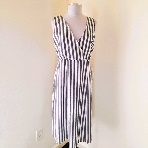 Lumiere Dresses & Skirts - Lumiere Women Sundress Backless Stripes Gray/White Size L